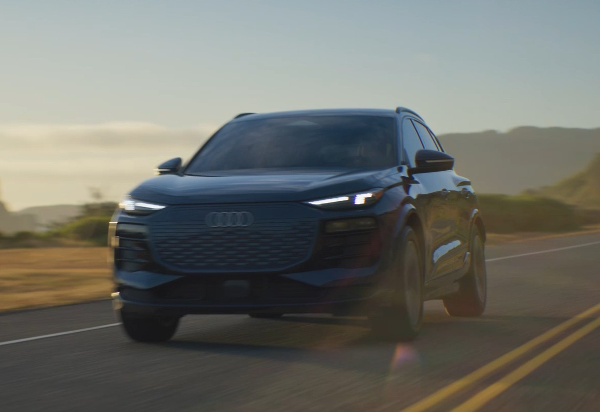 Always On Business Driving Image