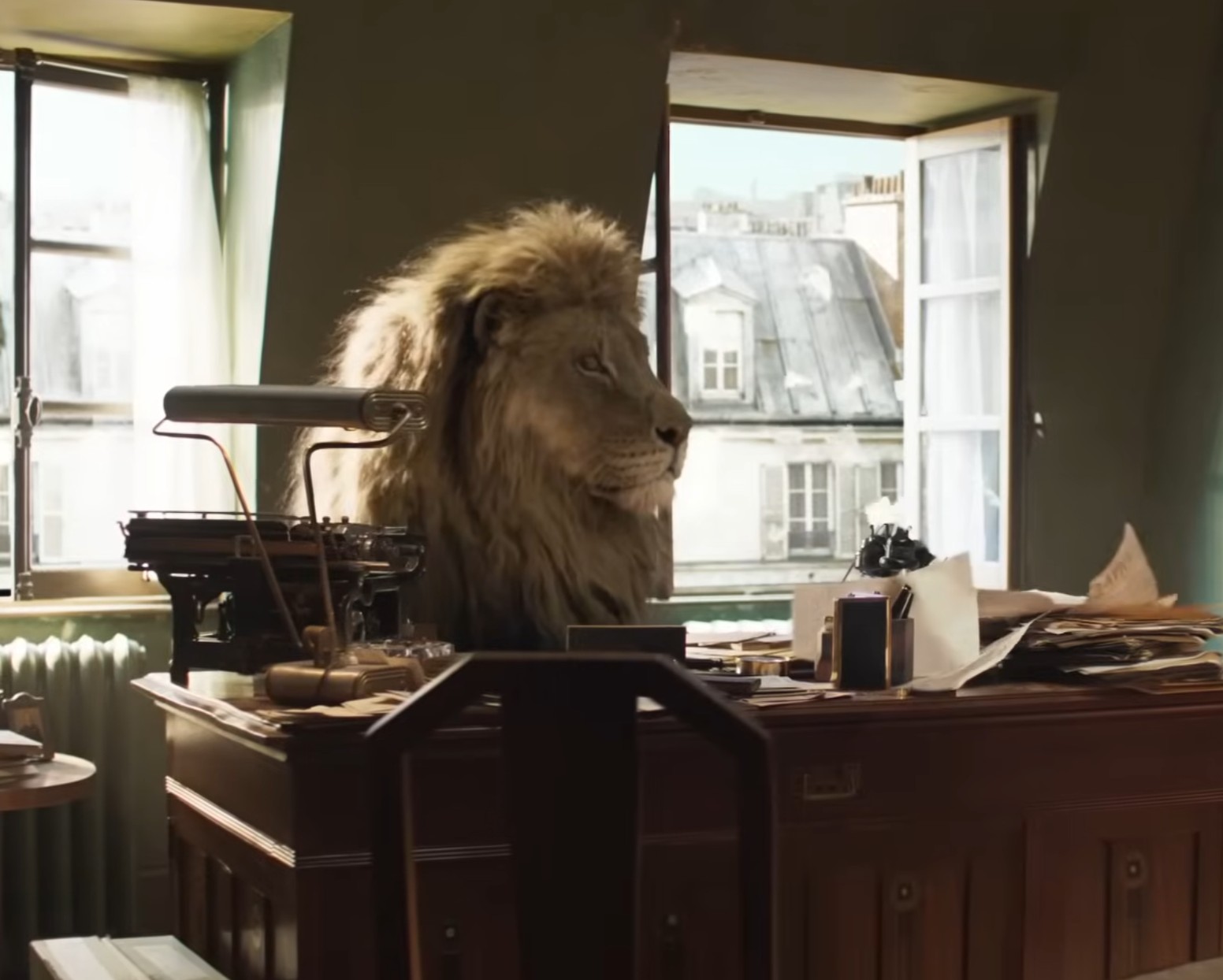 The lion that never gives up Image