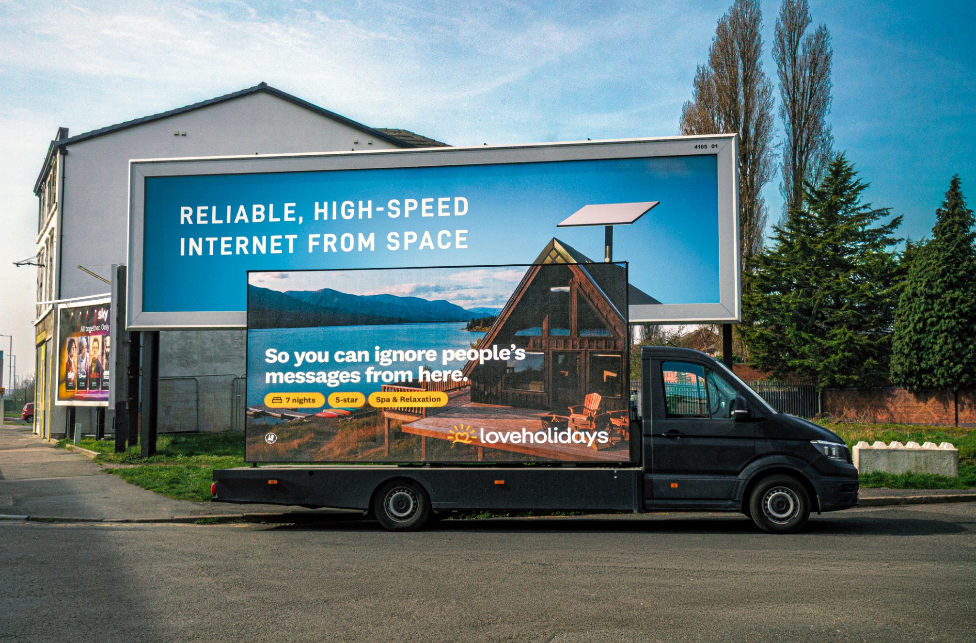 loveholidays Is All Around Image