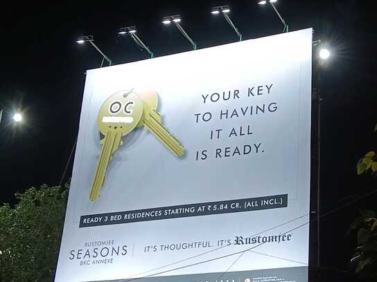 Presenting the city with keys to life where they could have it all!