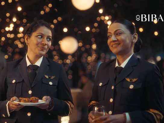  Ek Aasmaan (One Sky)