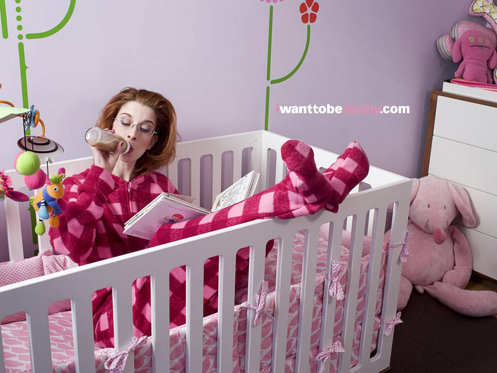 Egg Baby Stroller Diaper Crib Ads of the World Part of The Clio Network