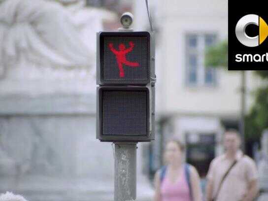 Dancing Traffic Light