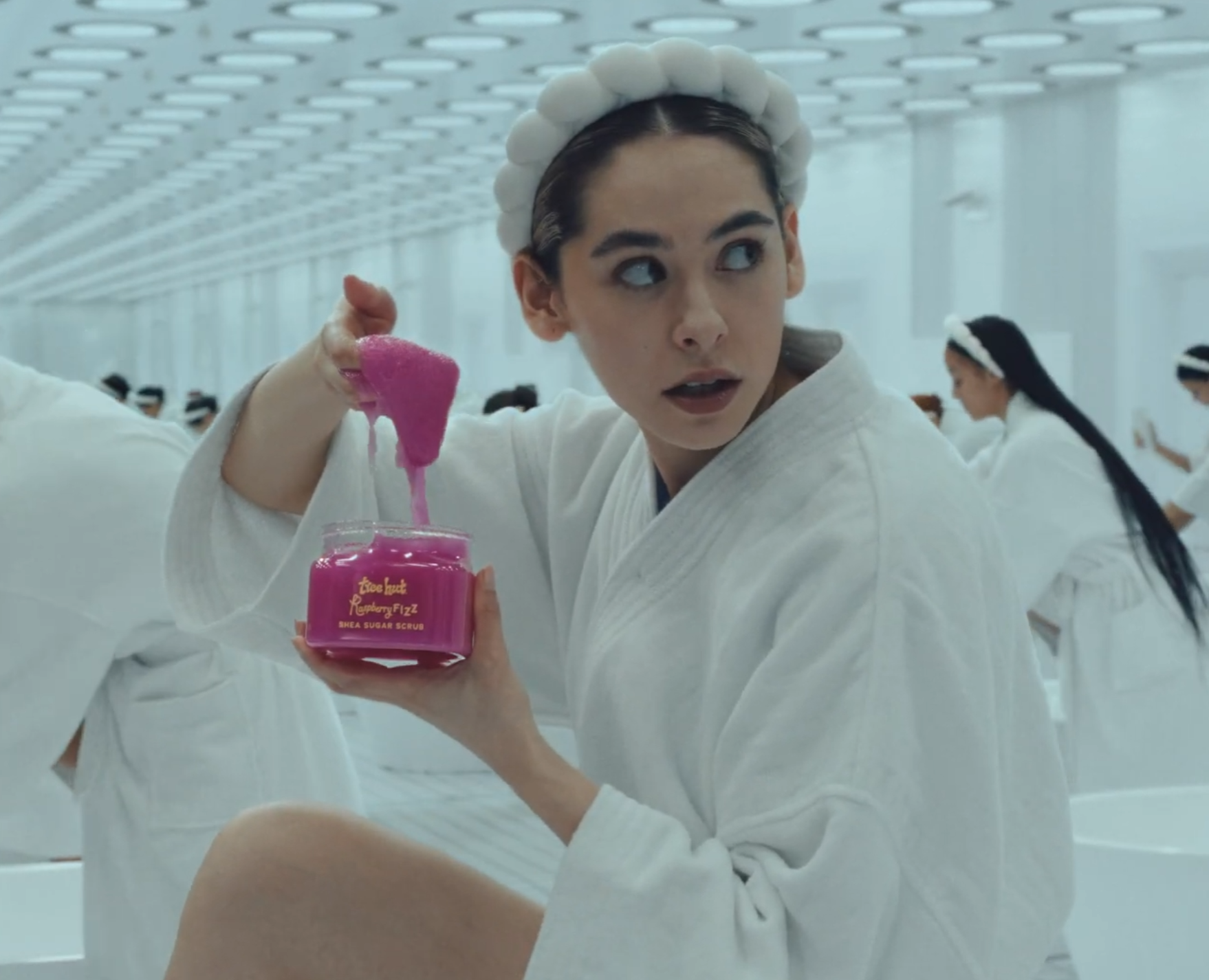 Uncontain Yourself Image