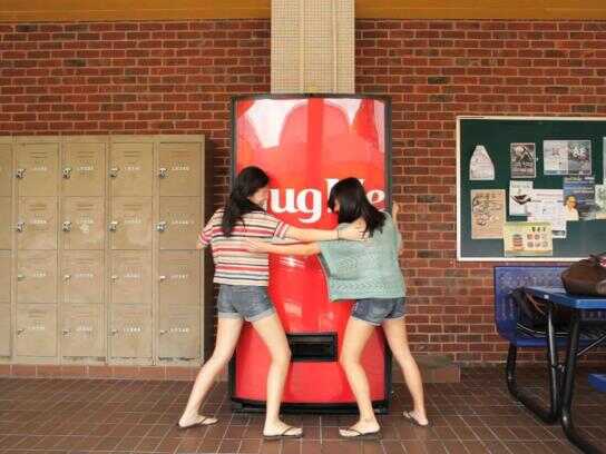 Coke Hug Me Machine