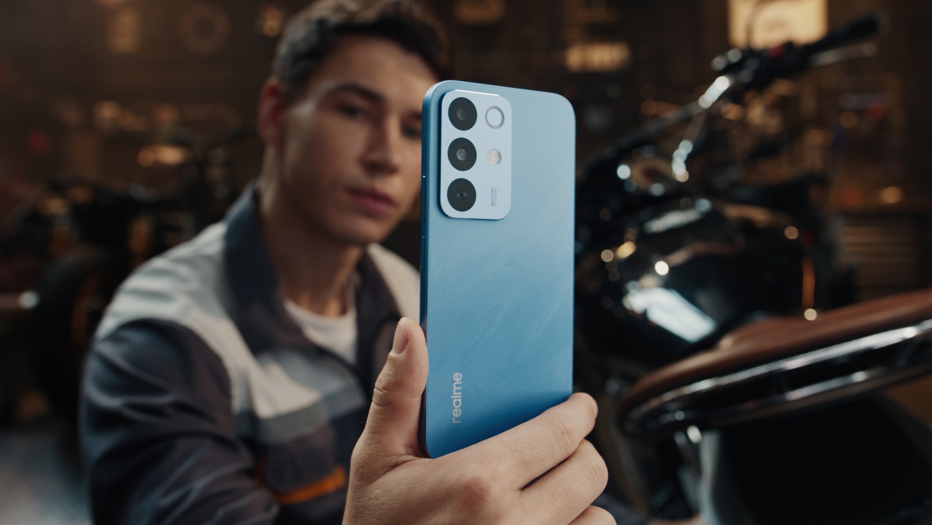 C85 – Your Ultimate Outdoor Sidekick Image