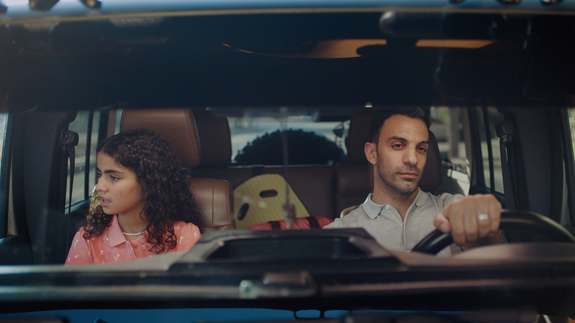 Love Matters Arabic: The Elephant in the Room: Talk to Your Kids About SEX  • Ads of the World™ | Part of The Clio Network