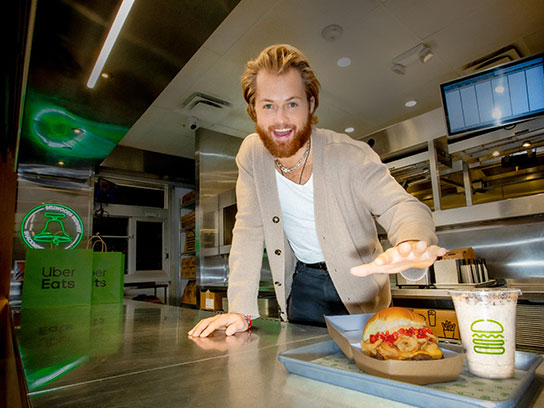 Willy’s Shakeaway  Image