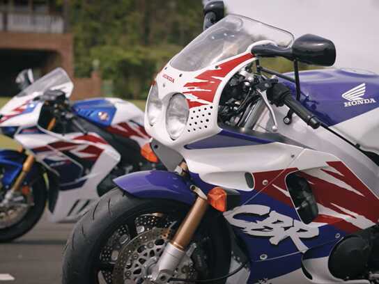 CBR 1000RR-R Fireblade SP 30th Anniversary Ed.