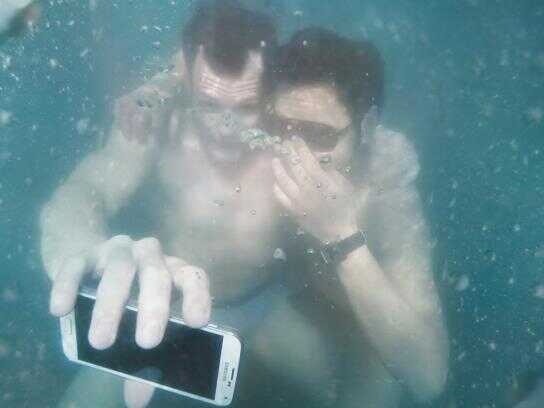 #UnderwaterSelfie