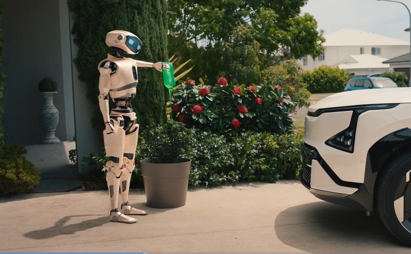 Robot Becomes Jealous of Kia EV Image