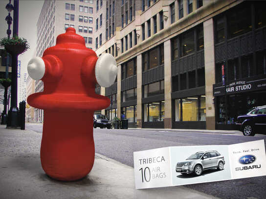 Water hydrant, Trash bin, Tree