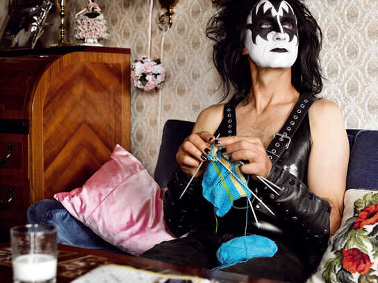 Something wrong, Kiss