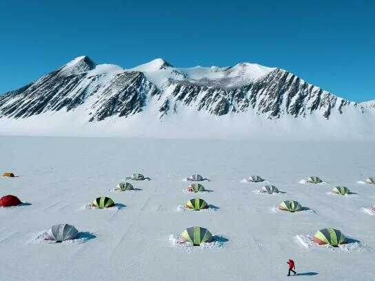 Snow blower tested in Antarctica