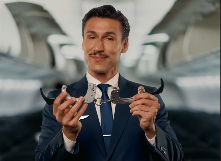 Reporters Airlines Image