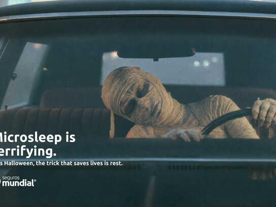 Microsleep is terrifying \ Seguros Mundial