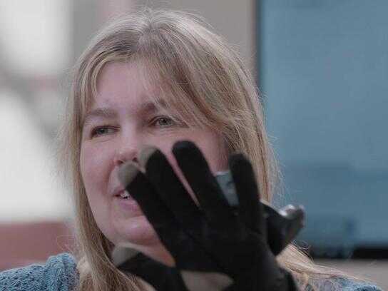 Touching Masterpieces