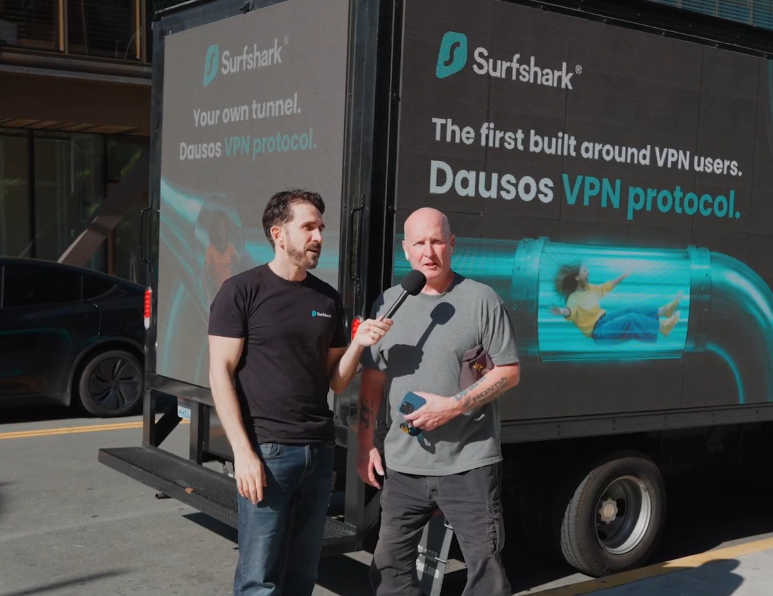 What do people think about Surfshark Dausos? Image