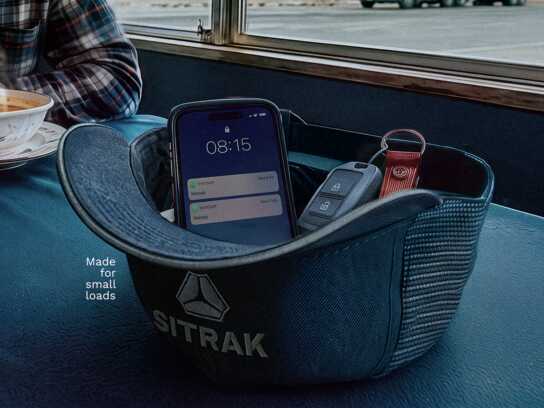 Cargo cap 