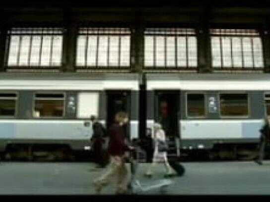 Love is all, Station