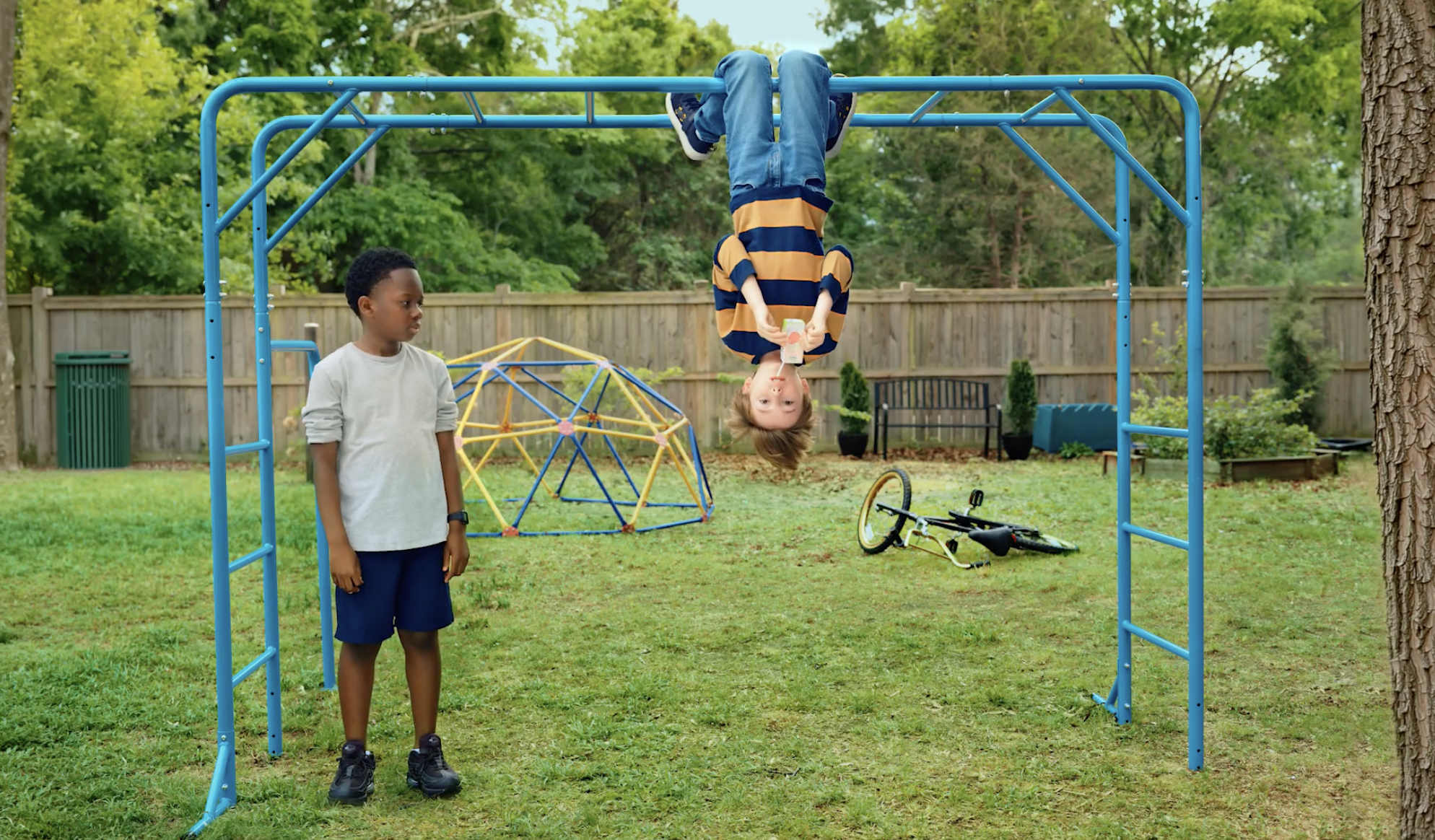 HUMOROUS CAMPAIGN FOR AUTO GROUP Image