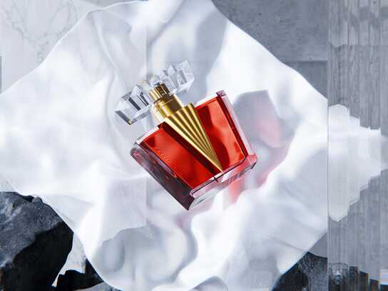 Luxury Red Perfume 