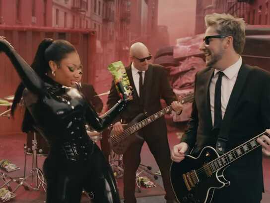  Megan Thee Stallion &amp; Nickelback - Pickle’s Back