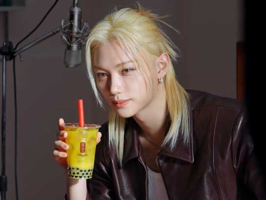 Sweet Greeting: Say Hello!