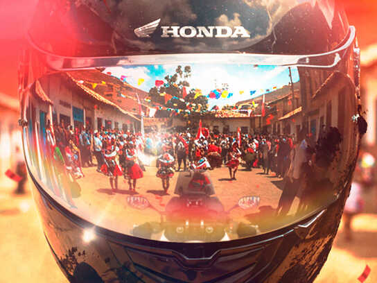 Fiestas Patrias Perú - Honda